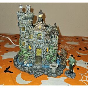 Hawthorne Village Frankenstein's Lighted Castle